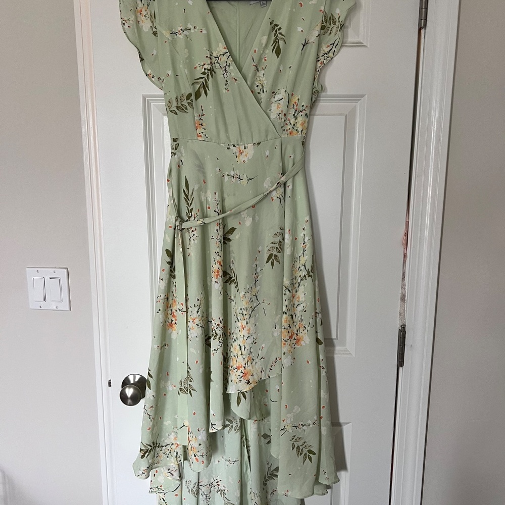 Dress - Picture 2 of 2